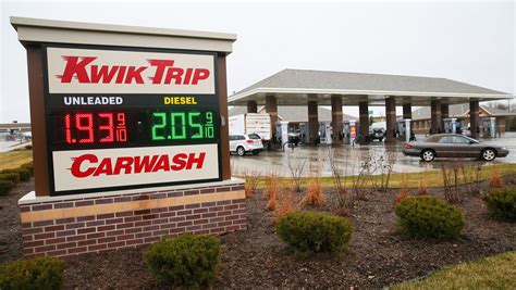 Kwik Trip will buy 34 PDQ Food Stores in Wisconsin, pushing total store