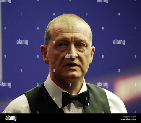 Steve Davis Snooker Player Hi Res Stock Photography And Images Alamy