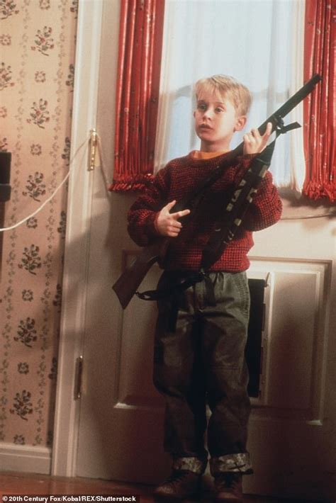 Woman Who Grew Up In Home Alone House Recalls Filming Daily Mail Online