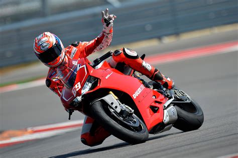 nicky hayden testing the ducati wsbk today at mugello asphalt and rubber