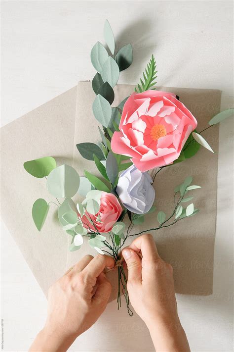 Wrapping Paper Flowers Bouquet Del Colaborador De Stocksy Alita