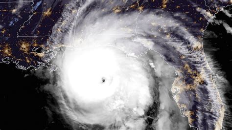 ‘a Once In A Lifetime Event Record Breaking Hurricane Michael Makes
