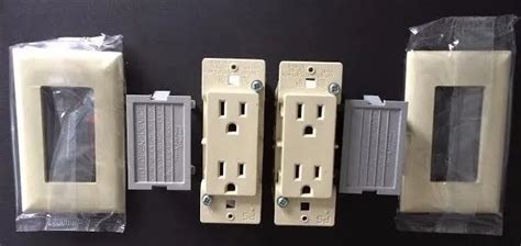 Mobile Home Receptacle Self Contained Bone W Snap On Plates 2 Pack