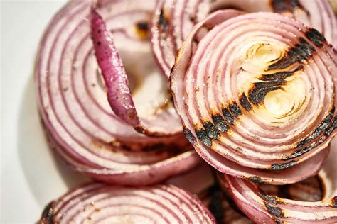 Grilled Onions Recipe How To Grill Onions — The Mom 100