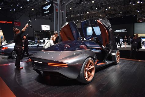 Genesis Essentia Concept Debuts At 2018 New York Auto Show Digital Trends
