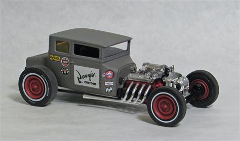 1925 Ford T Chopped Plastic Model Car Kit 125 Scale 1167