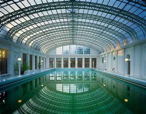 Through a Lens of an American: Russia & Ukraine | I Like To Waste My Time