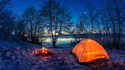 How to Sleep Comfortable During Winter Camping Trips - RV Lifestyle News, Tips, Tricks and More ...