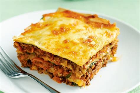 We have covered multiple mince recipes ideas to help you settle on the best dish. Cheesy beef and spinach lasagne