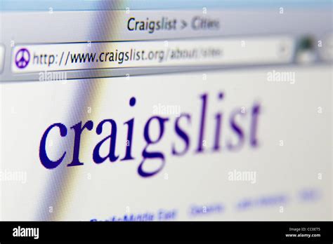 craigslist "craigs list" website screen Stock Photo - Alamy