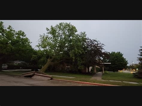 Waukesha Cleans Up Damage From Severe Storm Waukesha Wi Patch