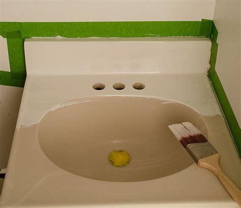 There are many different chrome spray paint options for a sink drain. Pin on la casa