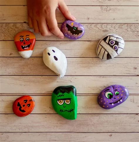 7 Halloween Rock Painting Ideas Easy Halloween Crafts For Kids