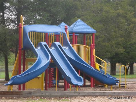 Michael J Tighe Park Freehold Nj Your Complete Guide To Nj Playgrounds