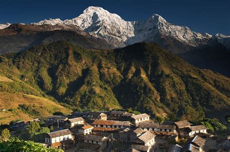 Nepal Himalayas Trekking Annapurna Everest Britannica