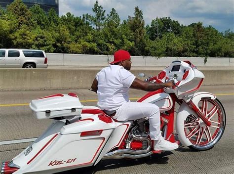 Alibaba.com offers 4,012 custom bagger products. Red&White #harleydavidsonstreetglidered # ...