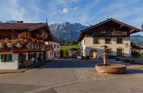 Der Dorfplatz Von Going Foto And Bild Europe Österreich Tirol Bilder
