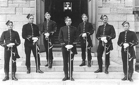 Kolej ayrıca diğer ezeli rakibi malay college kuala kangsar ile yıllık çok oyunlu bir karnaval düzenlemektedir. Annual Giving - Royal Military College Foundation