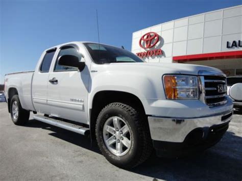 Sell Used 2013 Gmc Sierra Extended Cab Sle Z71 Off Road 4x4 1 Owner Video Clean Carfax 4wd In