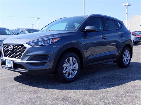 See all the available features of the 2021 hyundai tucson limited and start creating the perfect 2021 tucson limited for you at hyundaiusa.com. New 2021 Hyundai Tucson Value FWD Sport Utility