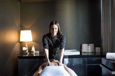 The Best Holistic Therapies For A Portable Career