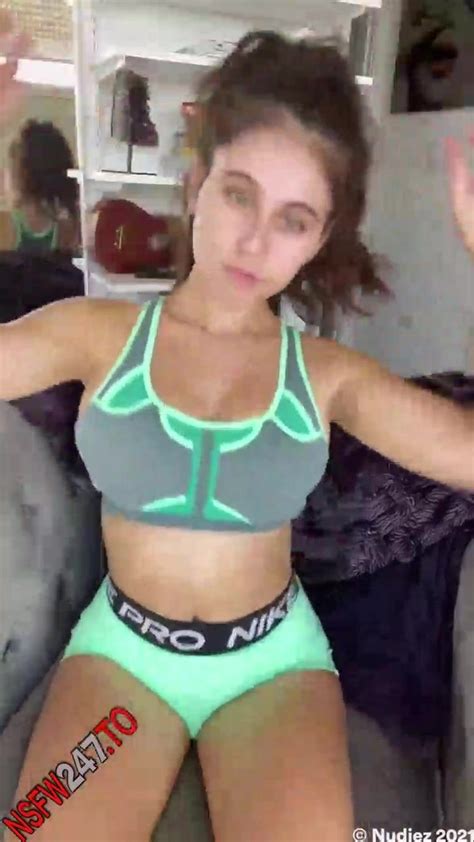 Violet Summers Daily Routine Rubbing One Out After Workout Snapchat