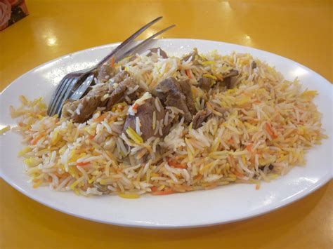 (resepi nasi arab kabsah)2 biji bawang besar 3 ulas bawang putih 2 biji tomato 1 inci halia lengkuas sikit 1 kilo daging lembu /kambing 2 sudu. Ahlan Wassahlan....Ya Marhaban.....: Nasi Arab - Restoran ...