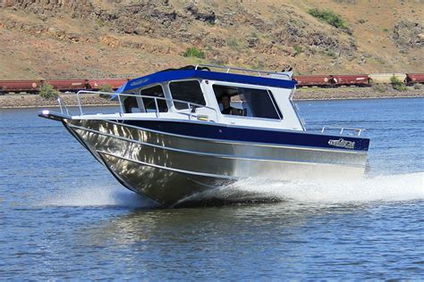 10 Tips To Help You Buy A Fishing Boat My Westshore