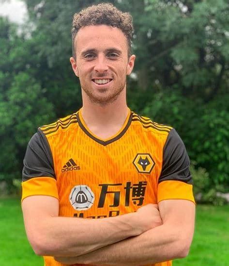 According to the football transfer rumours in british media, atletico madrid have joined the hunt for wolves attacker diogo jota. Diogo Jota Bio, Wiki, Net Worth, Dating, Girlfriend, Salary
