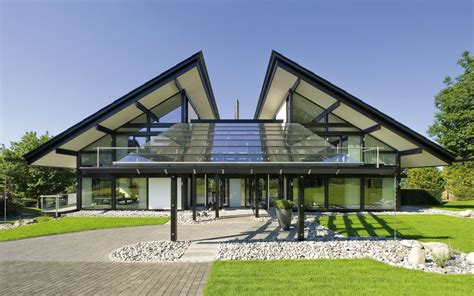 Koln/bonn airport is in 6 minutes by car. Design Haus Art 9 black in Glas und Holz Architektur von ...