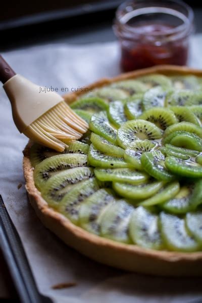 Tarte au kiwi et crème pâtissière au combava