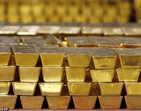 Panicking Investors Send Gold Prices Surging To Six Year High After