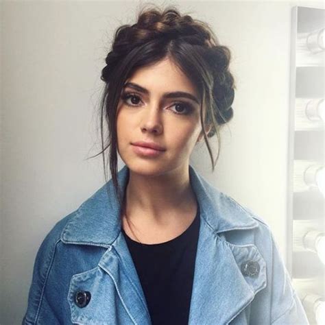 8 Updo Hairstyles For Rainy Days You Have To Try Date Night Hair