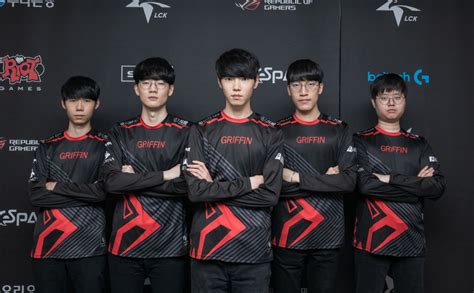 Bottom 2 are placed in the summer promotion tournament. Griffin lock up the LCK's first seed after demolishing ...