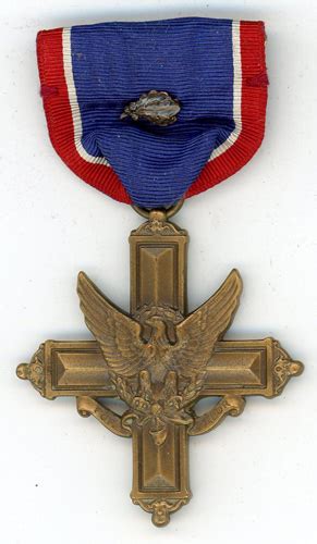 Distinguished Service Cross 1olc William Roush Vietnam Floyds Medals