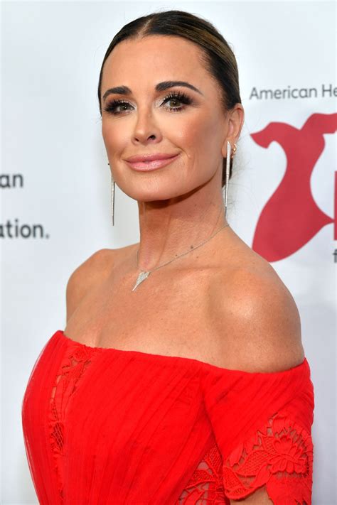 kyle richards at american heart association s red dress collection concert in new york 02 01