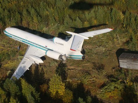 The Lucky Tupolev Tu 154 Alrosa Flight 514 Crash Recovery And Hero