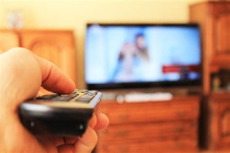 Excessive TV Watching May Impair Brain Health in Young Adults
