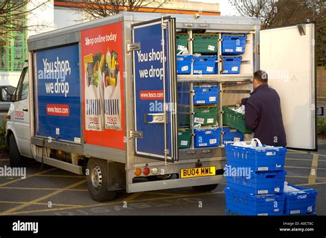 Tesco Groceries Van Hi Res Stock Photography And Images Alamy