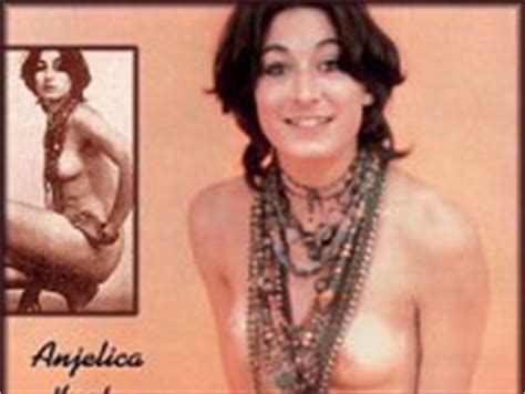 Anjelica Huston desnuda Imágenes vídeos y grabaciones sexuales de