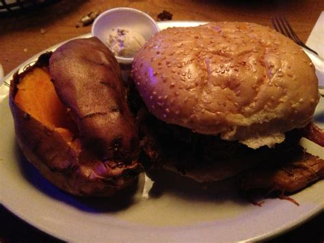 Texas Roadhouse Pulled Pork Sandwich Dine At Joes