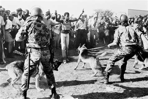 Le Massacre De Soweto Ou La Sanglante Répression Policière Contre La