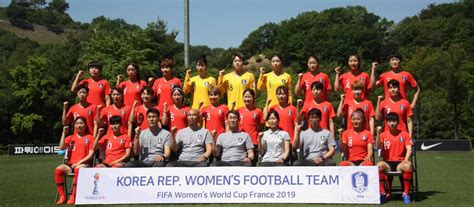 39분전 한국 올림픽 축구 대표팀이 갑자기 잘하게 된 이유. 한국 여자축구 10월, 시카고서 세계최강 미국과 친선경기 - News ...