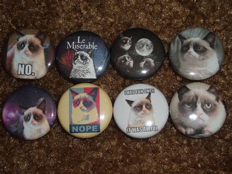 Grumpy Cat Set Of 8 Buttons Pins Badges 1 By Ineedfeedback On Etsy 3