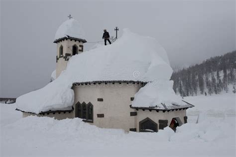 Church Covered Of Snow Editorial Stock Image Image Of Ancient 38364929