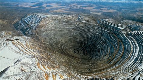 Utahs Bingham Canyon Mine One Of The Worlds Biggest Man Made Holes