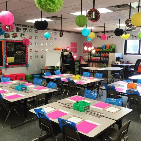 Love The Bright Colors And Lamps Kindergarten Classroom Management