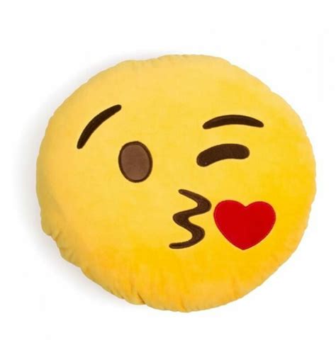 Pin By Lilia P Ez On Icon Moe Emoji Pillows Emoji Cushions Kiss Emoji
