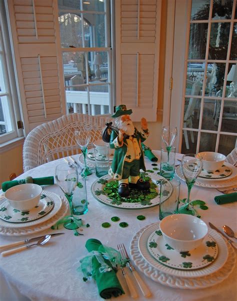 St Patricks Day Table Setting With 4 Leaf Clover Plates And A