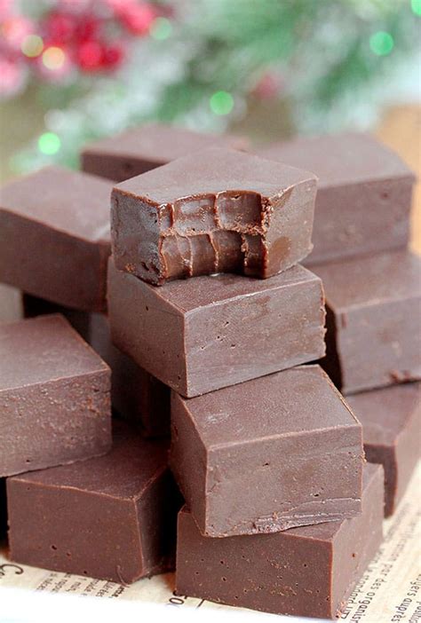 Easy Chocolate Fudge Recipe A Perfect Holiday Treat Made Of 4 Ingredients